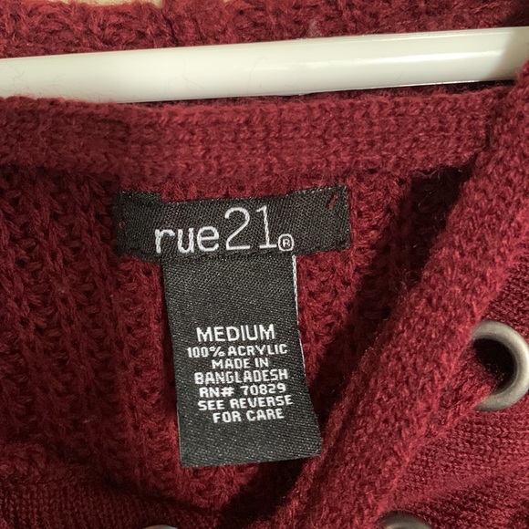 Rue21 burgundy cropped sweater hoodie - Picture 5 of 5